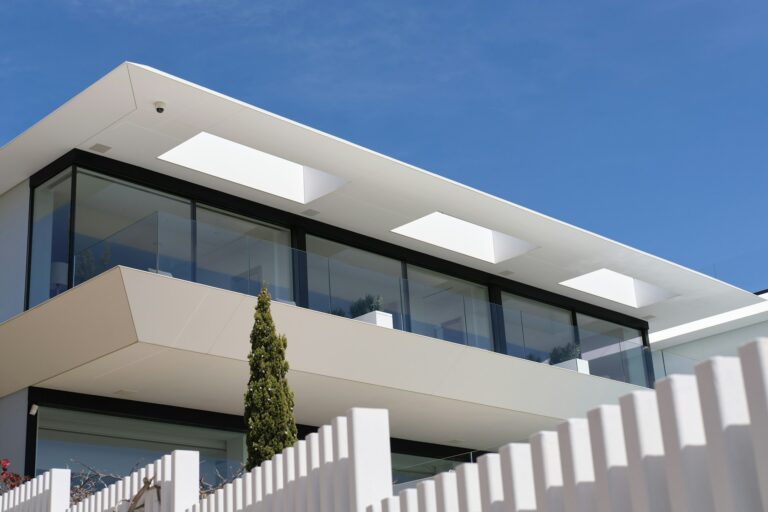 Energy Efficiency in Prefabricated Homes: Reducing Utility Costs